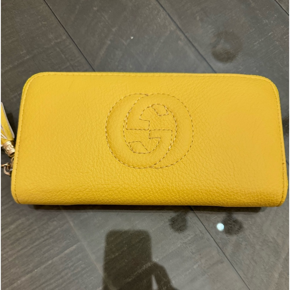 Gucci yellow Wallet